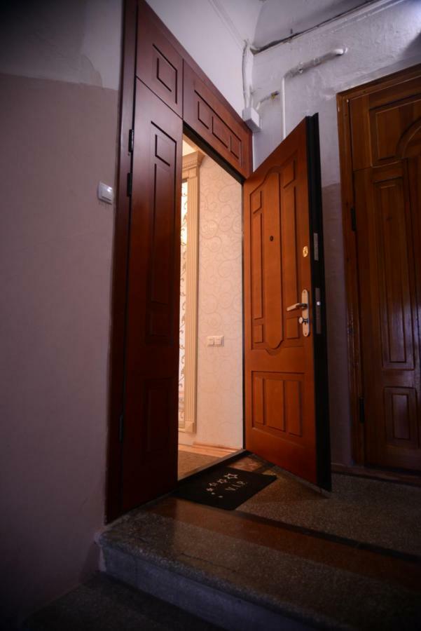 Apartment For Rent On Deribasovskaya Street Odessa Dış mekan fotoğraf