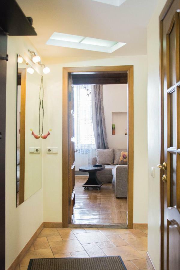 Apartment For Rent On Deribasovskaya Street Odessa Dış mekan fotoğraf